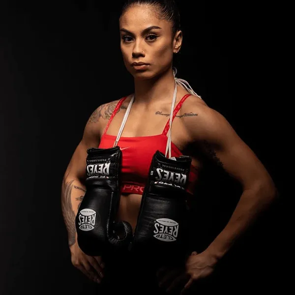 Cleto Reyes Training Boxing Gloves with Laces
