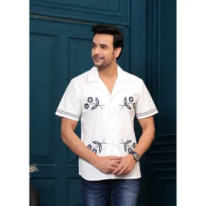 Hatheli Men White Embroidered Spread Collar Pure Cotton Casual Shirt