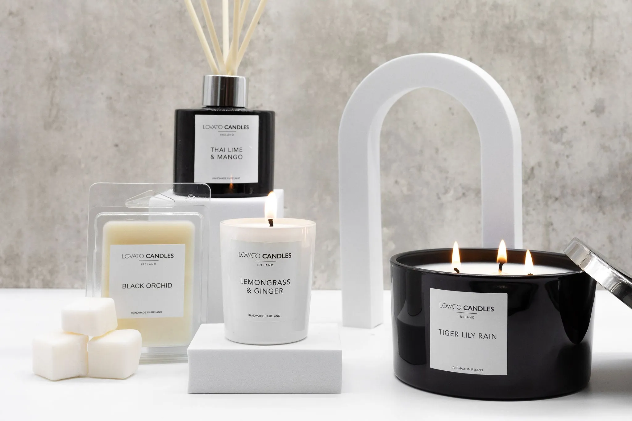White Votive Candle - Black Plum & Rhubarb